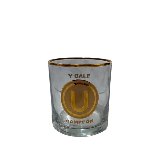 Vaso para whisky tallado en relieve con oro Universitario de Deportes