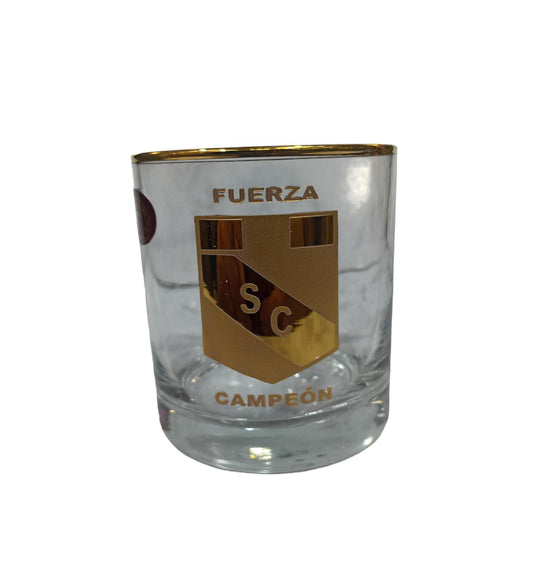 Vaso para whisky tallado en relieve con oro Sporting Cristal